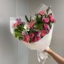 Букет "Ягодный" из гвоздик,статицы и альстромерии Букет "Ягодный" из гвоздик,статицы и альстромерии